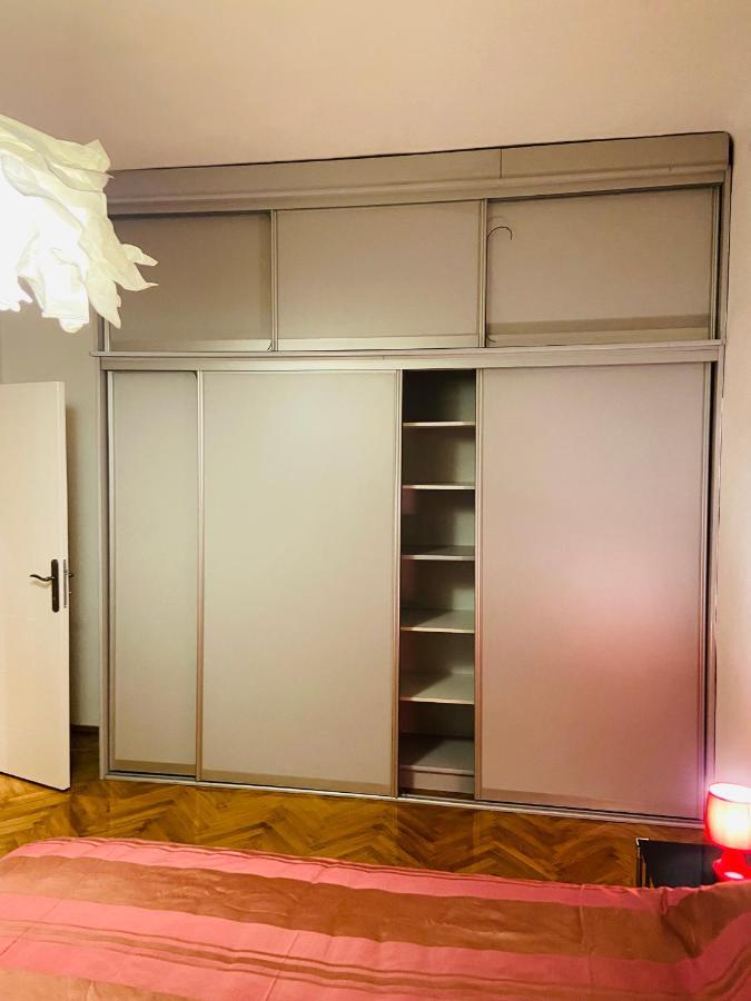 Right In The Heart Of Podgorica! Apartman Kültér fotó